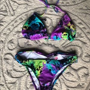 Roxy swim set